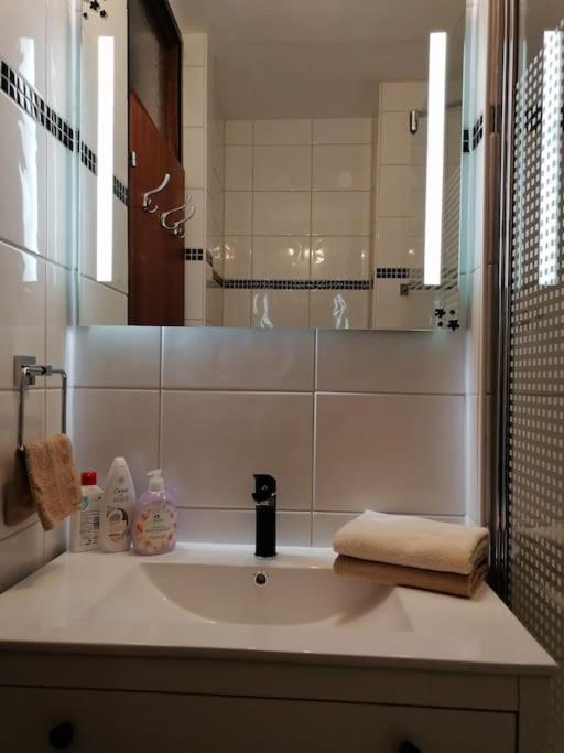 Апартаменты Apartma Traumblick Обертраун Экстерьер фото